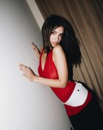 emrata_1744376406_3608413291056642517_1999824.jpg