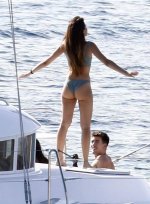 Aitana-Ocana-bikini-009.jpg