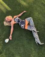 zara-larsson s8LfaxAb_o 2.jpg