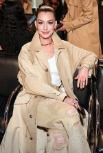 Anne Hathaway 04.jpg