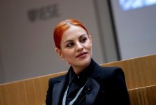 Sara-.jpg