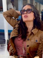salmahayek__2025-04-20T153211.000Z_10.jpg