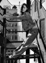 phoebe-tonkin-for-la-ligne-the-natural-campaign-1.jpg