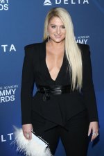 meghan-trainor-at-delta-air-lines-celebrates-2019-grammys-in-los-angeles-02-07-2019-6_thumbnail.jpg