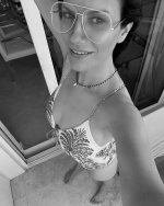 laurapausini__2025-04-19T122504.000Z_4.jpg