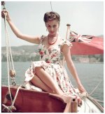 2020-05-27 00.42.07 2318031647101742937_sophialoren.jpg