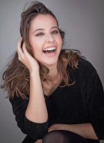Irene Escolar 2.jpg