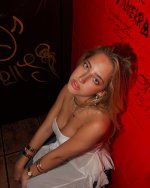 Ariann (5).jpg