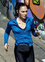 Gal_Gadot_filming_scene_for_her_upcoming_thriller_film__Runner__in_London_04-30-2025__3_.jpg