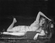 Helen-Mirren-Feet-817367.jpg