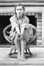 Helen-Mirren-Feet-2514324.jpg