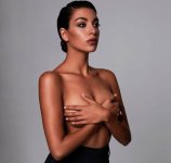 ana-guerra-v0-2qe9p50p3hec1.jpg