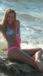 Patricia-Montero-bikini.jpg