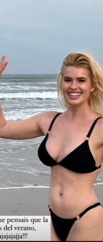 adriana abenia (6).png