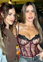 Sofía Vergara & Eiza González 2.jpg