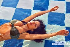 Salma Hayek 6.jpg