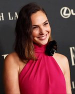 the.galgadot__2025-05-06T091728.000Z_5.jpg