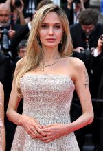 Angelina Jolie 1.jpg