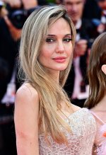 Angelina Jolie 5.jpg