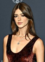 Daisy Edgar-Jones 5.jpg