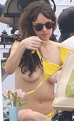 DAKOTA JOHNSON 13.jpg