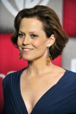 sigourney-weaver-blue-dress[1].jpg