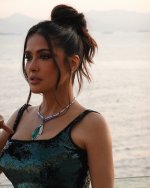 salmahayek__2025-05-20T150901.000Z_1.jpg