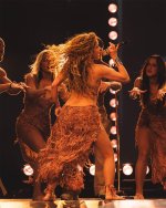 shakira__2025-05-21T235516.000Z_7.jpg