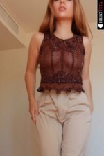 10-59-52-Carlota-Boza-transparencias-TikTok-07-min-683x1024.jpg