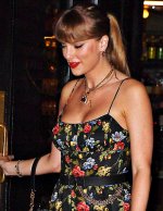 Taylor Swift 4.jpg