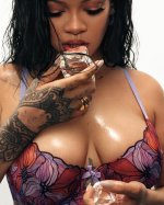 Rihanna - playing “hide the baby bump, 5-30-2025 (7).jpg