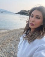 sabrinasalernofficial__2025-06-04T142441.000Z_6.jpg