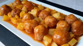 albondigas con tomate.jpg