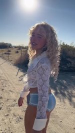 sabrina (12).jpg