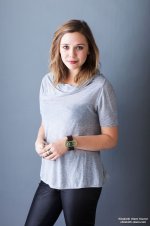 elizabeth-olsen-studio-photo(13).jpg