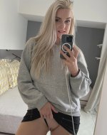 SELF (29397).jpg