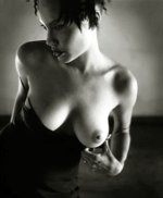 Angelina_Jolie_623.jpg