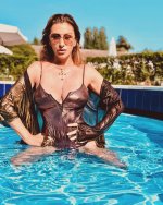sabrinasalernofficial__2025-06-15T170203.000Z.jpg