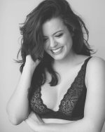 Adriana-Torrebejano-sujetador-ropa-interior.jpg