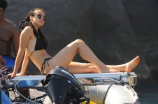 Nathalie_Emmanuel_____Bikini_Candids_in_Ischia-6.jpg