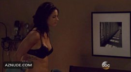 Peregrym-Rookie-Blue_744561.jpg