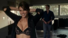 Missy Peregrym - Rookie Blue - S01E13_4.jpg