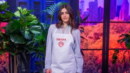 aedcde8872cf-ariana.jpg