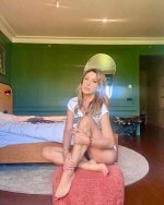 sabrinasalernofficial__2025-06-21T151936.000Z_3.jpg