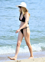 Heather Graham 10.png