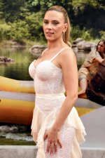 Scarlett Johansson 6.jpg