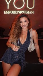 sofiam_surferss_1750858633_3662790150765913864_1417837297-1.jpg