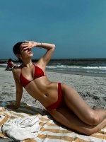 Charli_D_Amelio_in_bikini_06-25-2025__3_.jpg