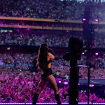 dualipa__2025-06-28T110452.000Z_13.jpg
