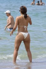 eva-longoria-sexy-bikini-marbella-beach-booty-boobs-013.jpg